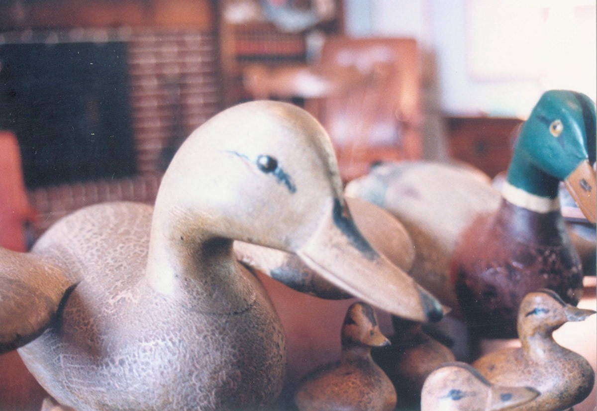 Guyette & Deeter Hosts Online Decoy Auction to Benefit Waterfowl Festival